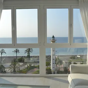 piso-a-50-metros-del-mar-mejores-vistas-de-torre-del-mar.es-andalucia.com/